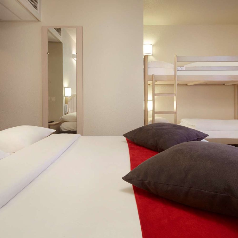 Imagem do hotel Campanile Val de France