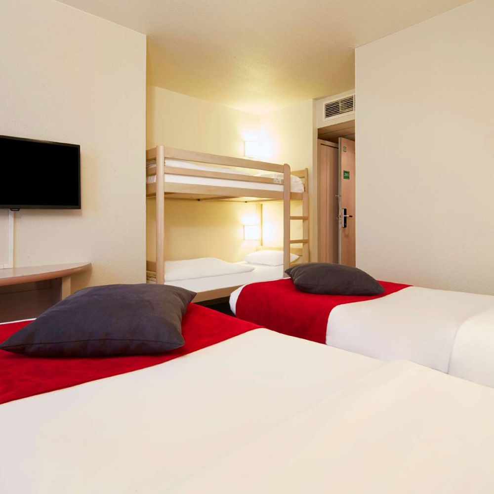 Imagem do hotel Campanile Val de France