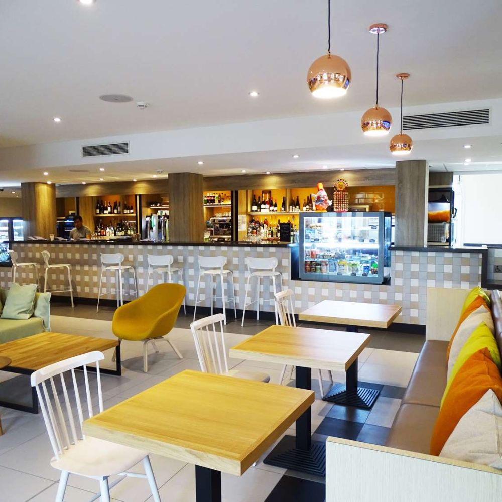 Imagem do hotel Campanile Val de France